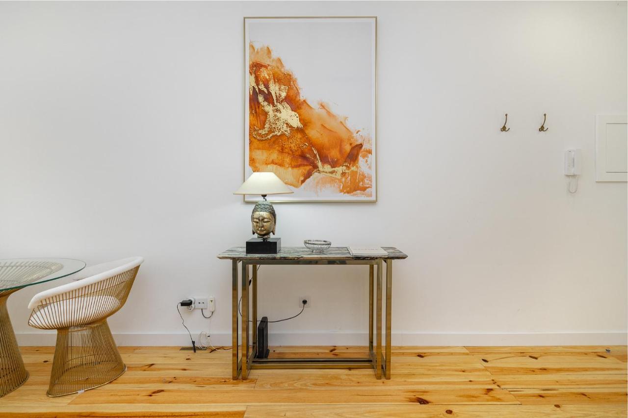 Whome Chic 1-Bed W/ Patio Perfect To Explore Lisboa Exteriör bild