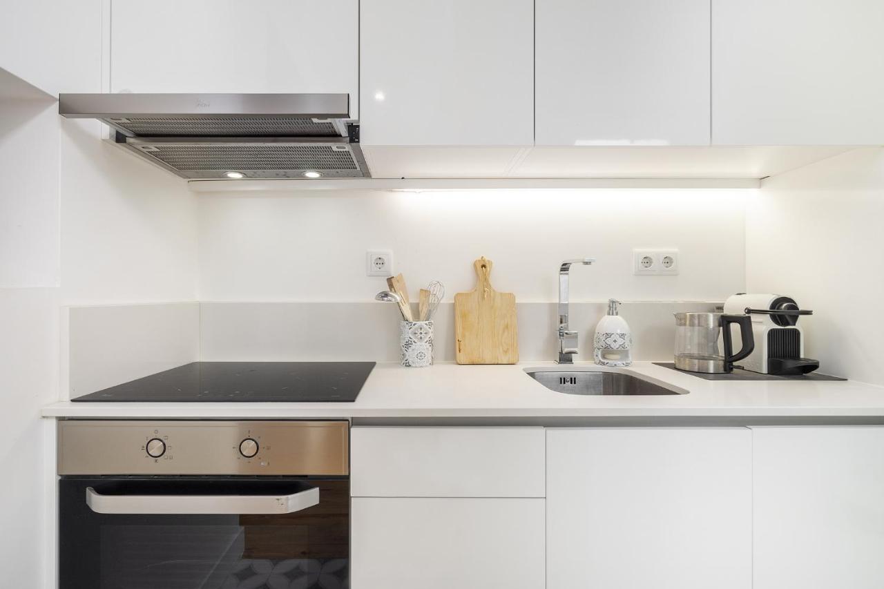 Whome Chic 1-Bed W/ Patio Perfect To Explore Lisboa Exteriör bild